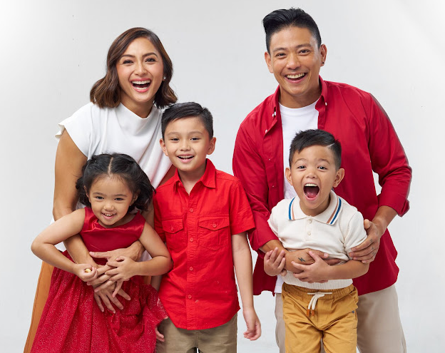 It’s sweet-sarap smiles for the Arellanos as the newest Jolly Spaghetti Ambassadors